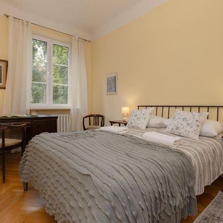 Warsaw New Town Square Apartment For 5 Guests By Noclegi Renters Екстер'єр фото