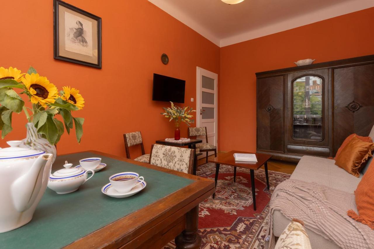 Warsaw New Town Square Apartment For 5 Guests By Noclegi Renters Екстер'єр фото