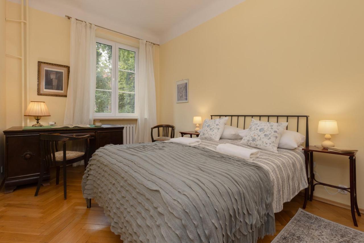 Warsaw New Town Square Apartment For 5 Guests By Noclegi Renters Екстер'єр фото