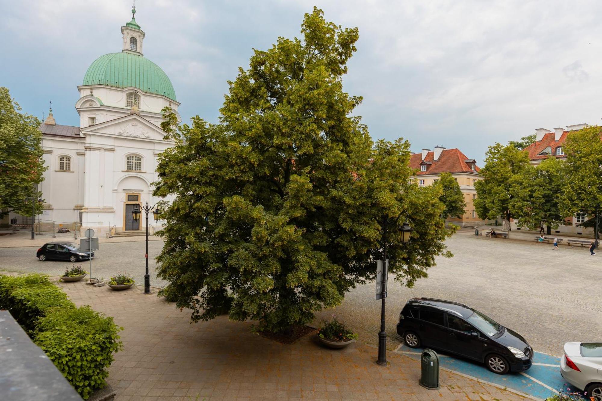 Warsaw New Town Square Apartment For 5 Guests By Noclegi Renters Екстер'єр фото